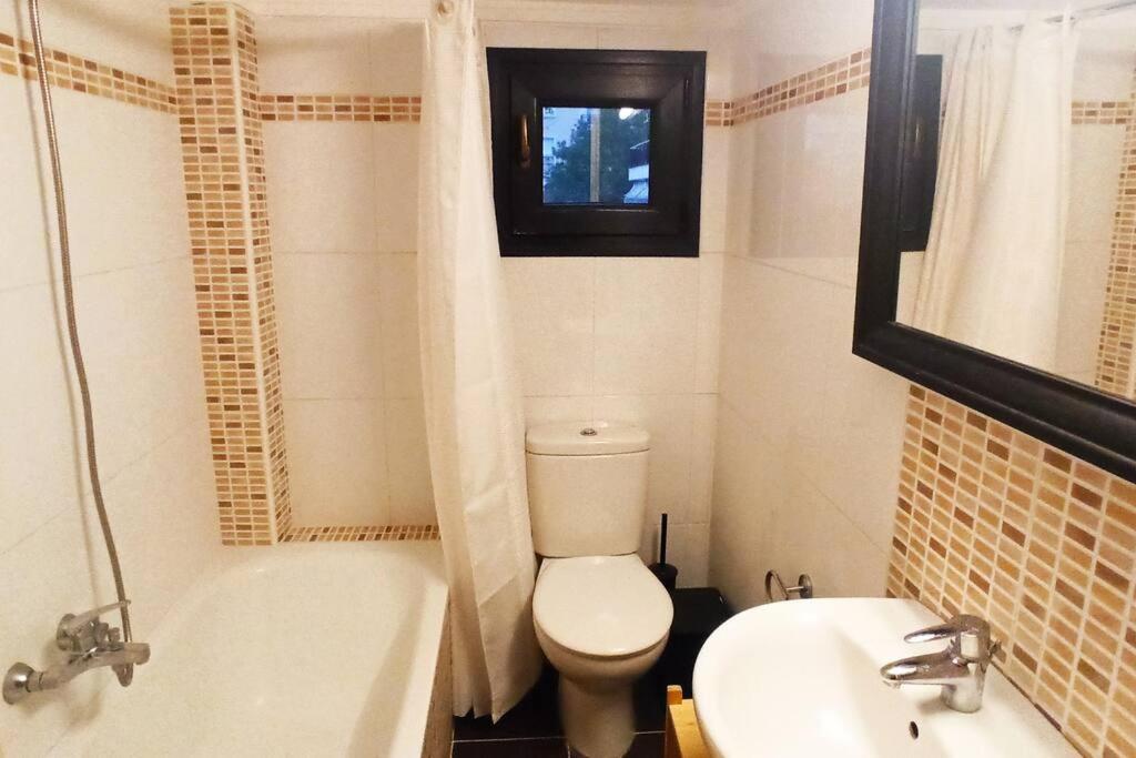 Grand Getaway Suite 300Mts From The Beach Peraia  Bagian luar foto