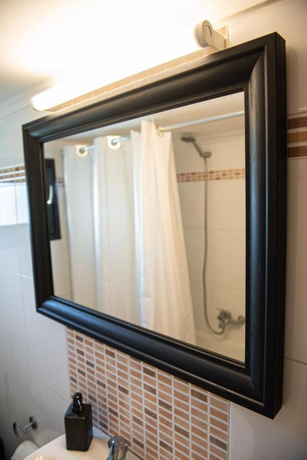 Grand Getaway Suite 300Mts From The Beach Peraia  Bagian luar foto